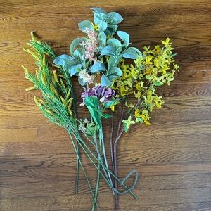 Bundle of fake flowers arrangement